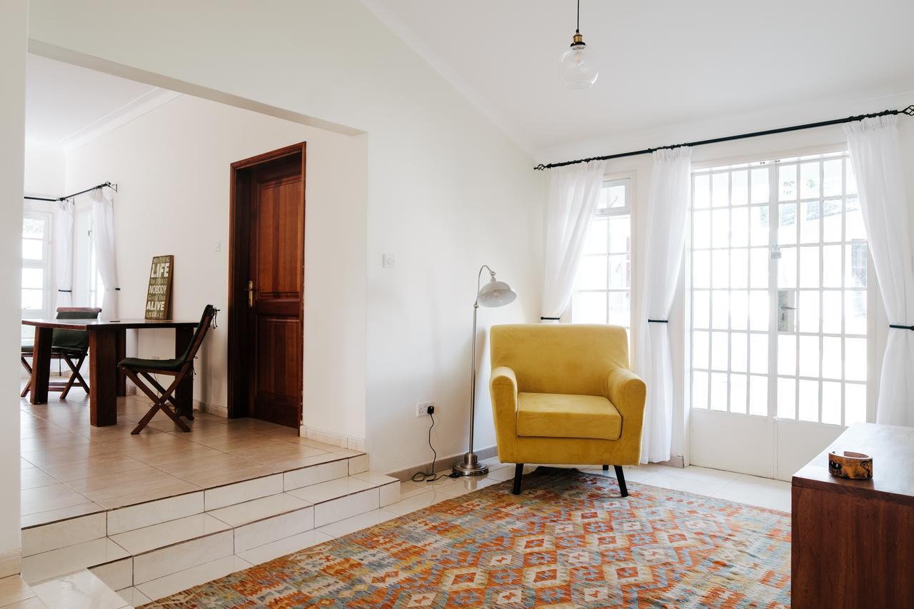 The Guinea Fowl Bed and Breakfast Εντέμπε Εξωτερικό φωτογραφία