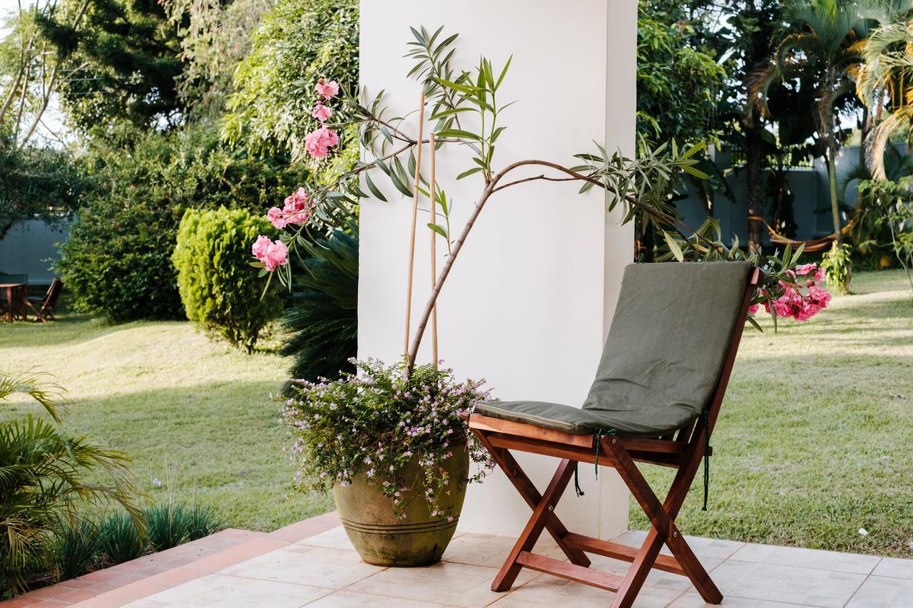 The Guinea Fowl Bed and Breakfast Εντέμπε Εξωτερικό φωτογραφία